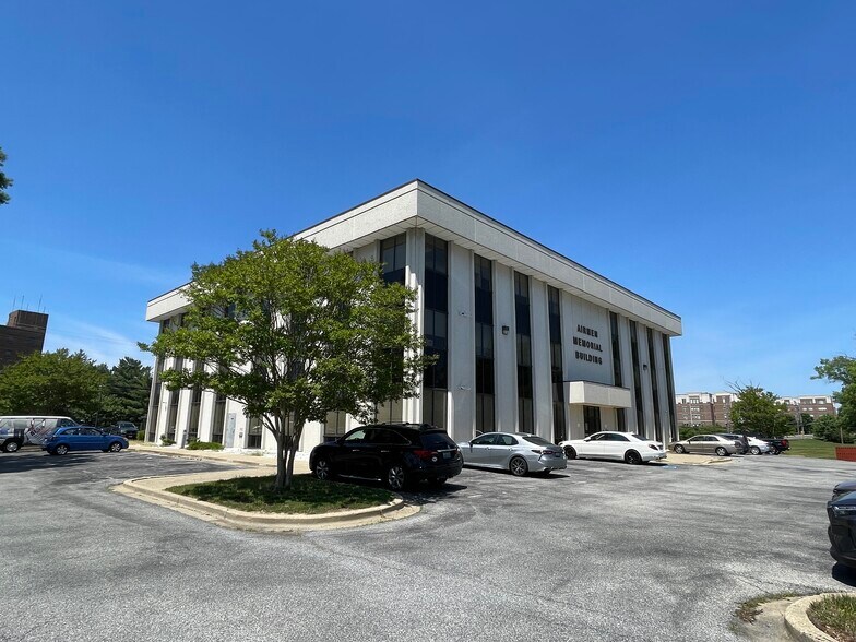 5211 Auth Rd, Camp Springs, MD à vendre - Photo de l’immeuble – Image 3 sur 7