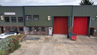 Elstree Rd, Elstree à louer Photo de l’immeuble– Image 1 sur 8