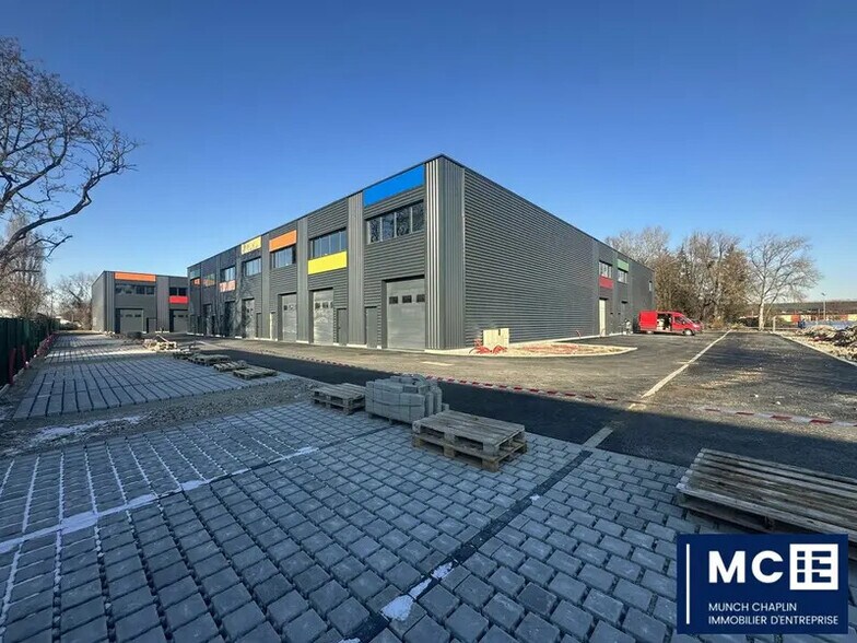 Local d’activités dans Bischheim à louer - Photo de l’immeuble – Image 2 sur 5