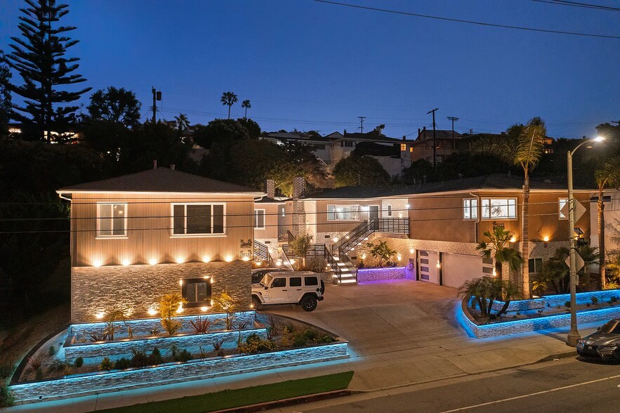 8222 Pershing Dr, Playa Del Rey, CA à vendre - Photo de l’immeuble – Image 2 sur 17