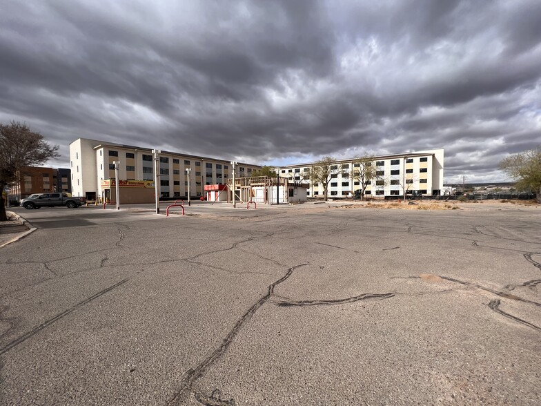 455 Coors Blvd NW, Albuquerque, NM à louer - Photo de l’immeuble – Image 1 sur 8