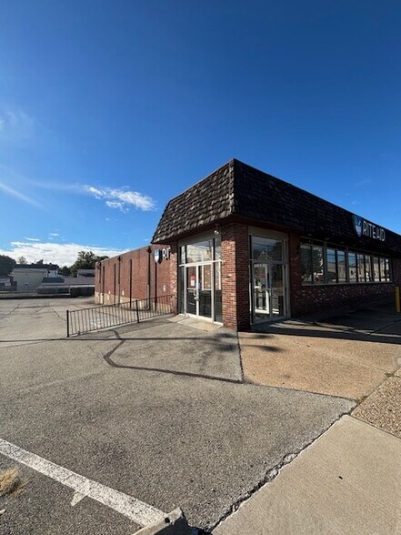 262 Connellsville St, Uniontown, PA à vendre - Photo de l’immeuble – Image 2 sur 8