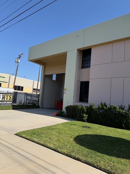 20218-20220 S Hamilton Ave, Torrance, CA à louer - Photo de l’immeuble – Image 3 sur 17