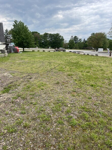 250 Calef Hwy, Epping, NH à louer - Photo de l’immeuble – Image 2 sur 3