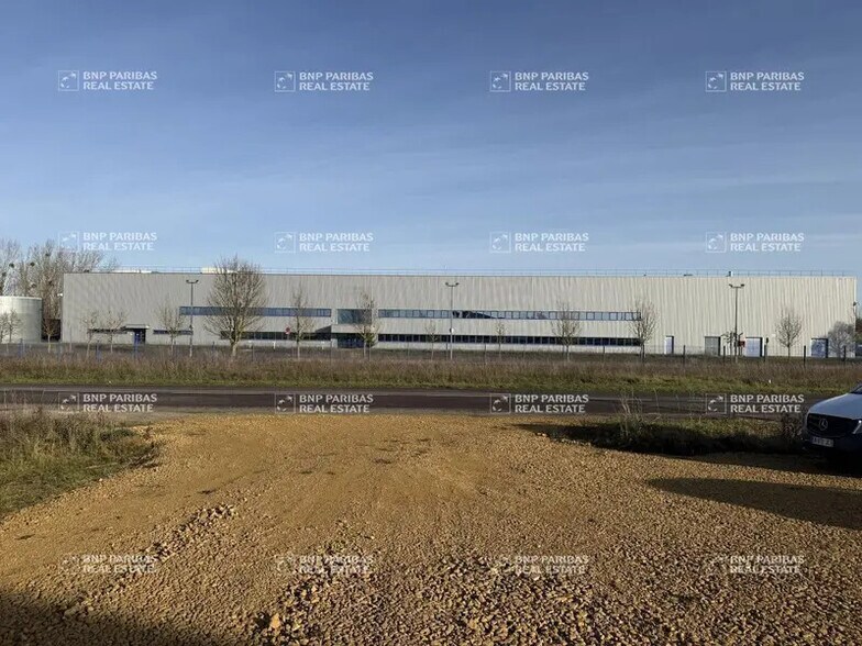 Industriel/Logistique dans Jarny à vendre - Photo de l’immeuble – Image 3 sur 8