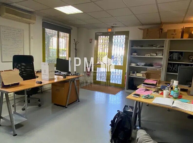 Local d’activités dans Vitrolles à louer - Photo intérieure – Image 2 sur 5