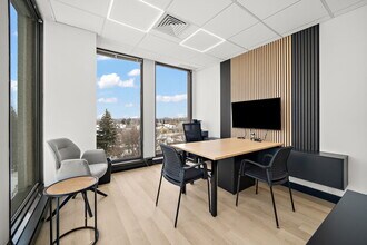 3131 Boul de la Concorde E, Laval, QC à louer Photo intérieure– Image 2 sur 5