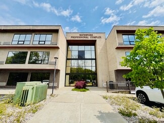 Plus de détails pour 567 Vauxhall St, Waterford, CT - Bureau à vendre