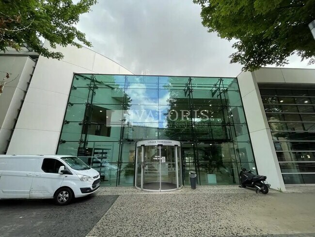 Plus de détails pour Bureau à louer