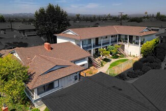 Plus de détails pour 12406 Clearglen Ave, Whittier, CA - Logement à vendre