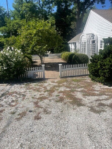 413 Route 6A, East Sandwich, MA à vendre - Photo de l’immeuble – Image 2 sur 6