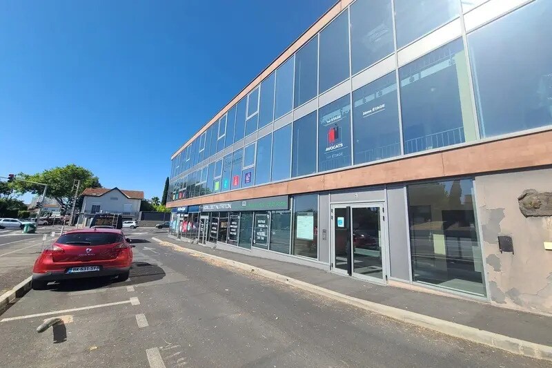 Bureau dans Béziers à vendre - Photo de l’immeuble – Image 2 sur 8