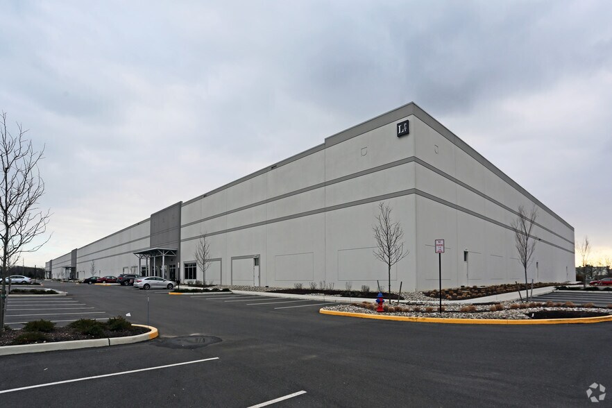 200 Arlington Blvd, Logan Township, NJ à louer - Photo principale – Image 1 sur 4