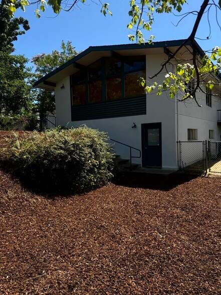 111 Margaret Ln, Grass Valley, CA à vendre - Photo de l’immeuble – Image 3 sur 63