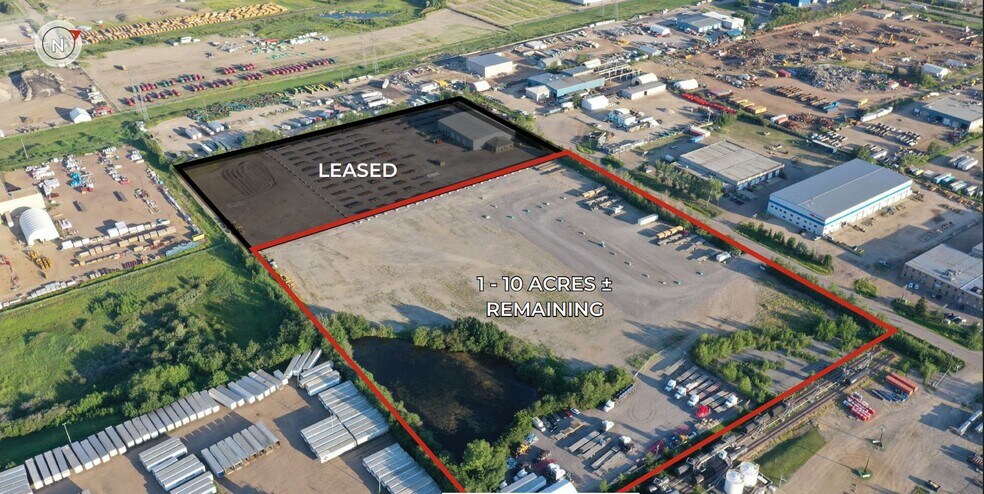 2071 70 Ave NW, Edmonton, AB à louer - Photo de l’immeuble – Image 2 sur 2