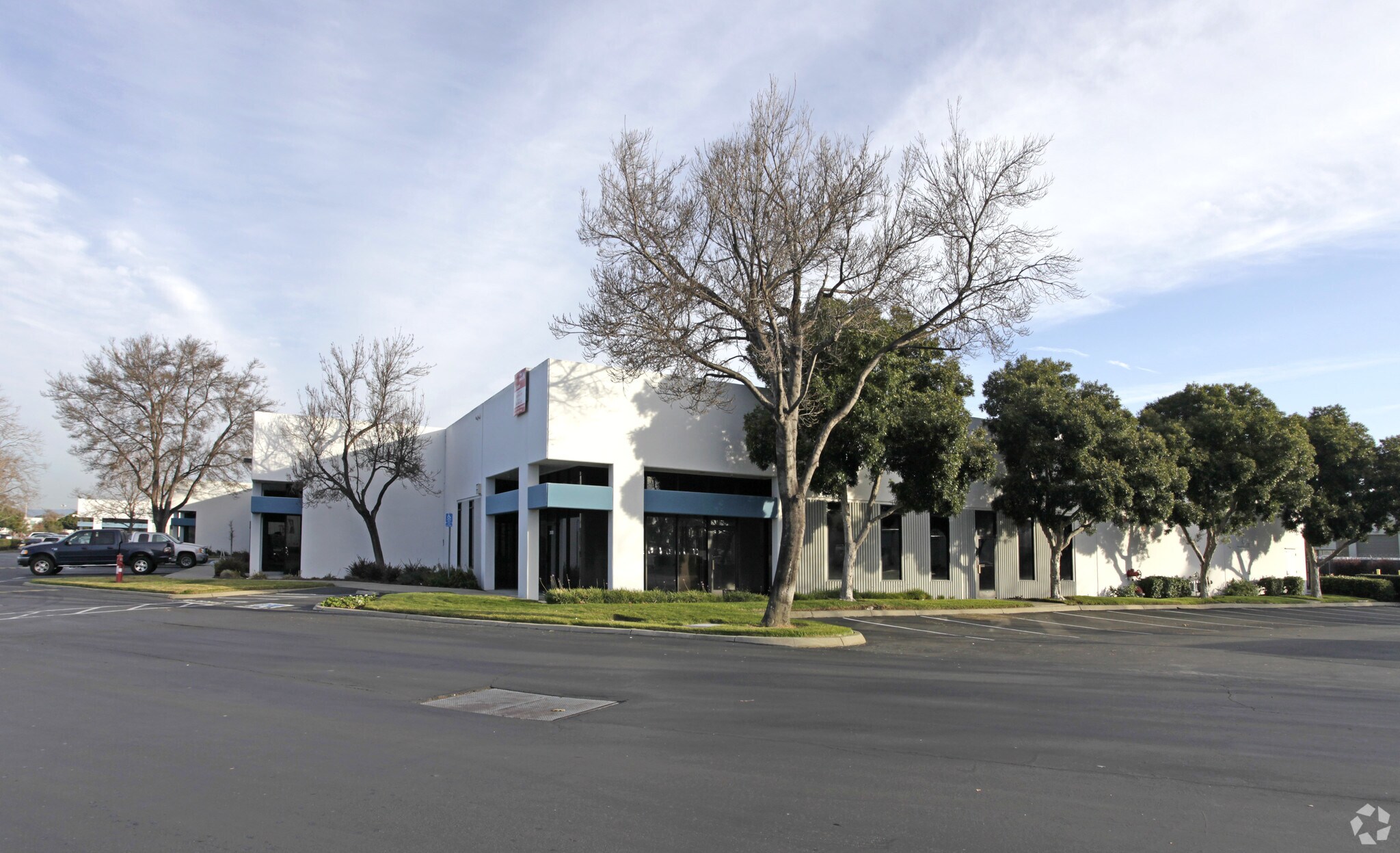 21054-21070 Alexander Ct, Hayward, CA à louer Photo de l’immeuble– Image 1 sur 3