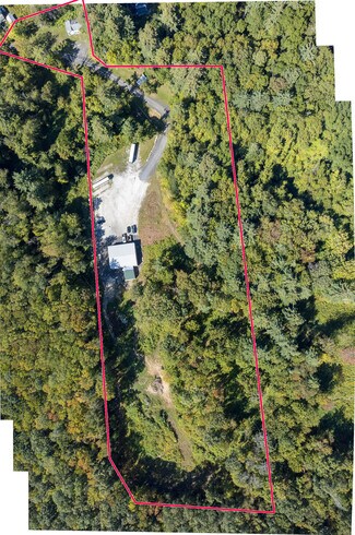 Plus de détails pour 11 Roger Rd, Great Barrington, MA - Industriel/Logistique à vendre