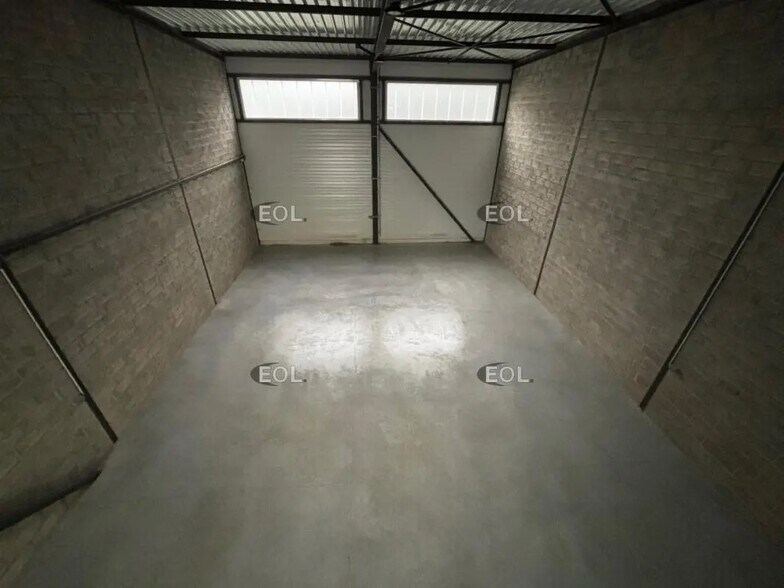 Local d’activités dans Marcoussis à louer - Photo intérieure – Image 2 sur 9