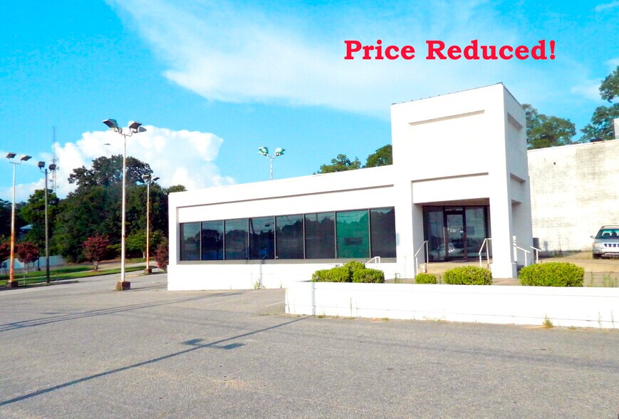 635 East Blvd, Montgomery, AL à louer - Photo de l’immeuble – Image 1 sur 7