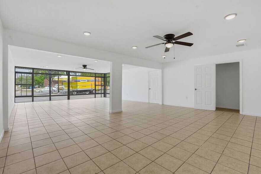 1400 E Belt Line Rd, Carrollton, TX à vendre - Photo intérieure – Image 3 sur 12