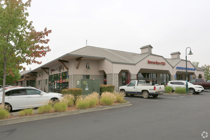 6580 Hembree Ln, Windsor, CA à louer - Photo principale – Image 1 sur 14