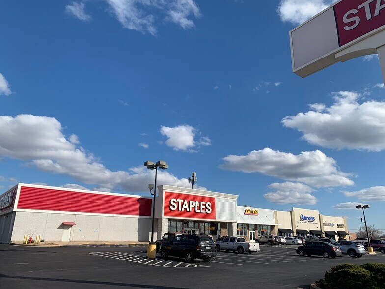 1211-1217 NW Sheridan Rd, Lawton, OK à vendre - Photo de l’immeuble – Image 2 sur 8