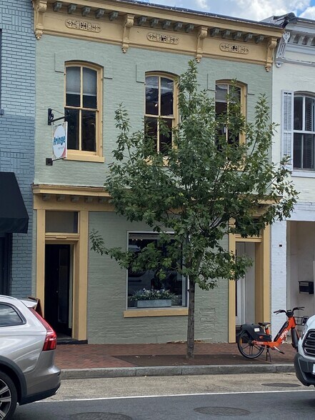 1425 Wisconsin Ave NW, Washington, DC à louer - Photo de l’immeuble – Image 2 sur 3