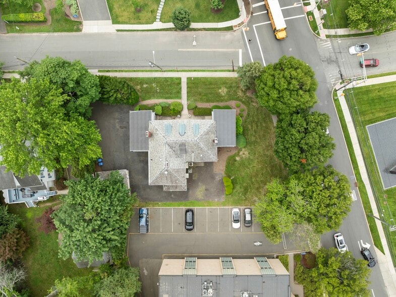 61 Glenwood Rd, Englewood, NJ à vendre - Aérien – Image 3 sur 12