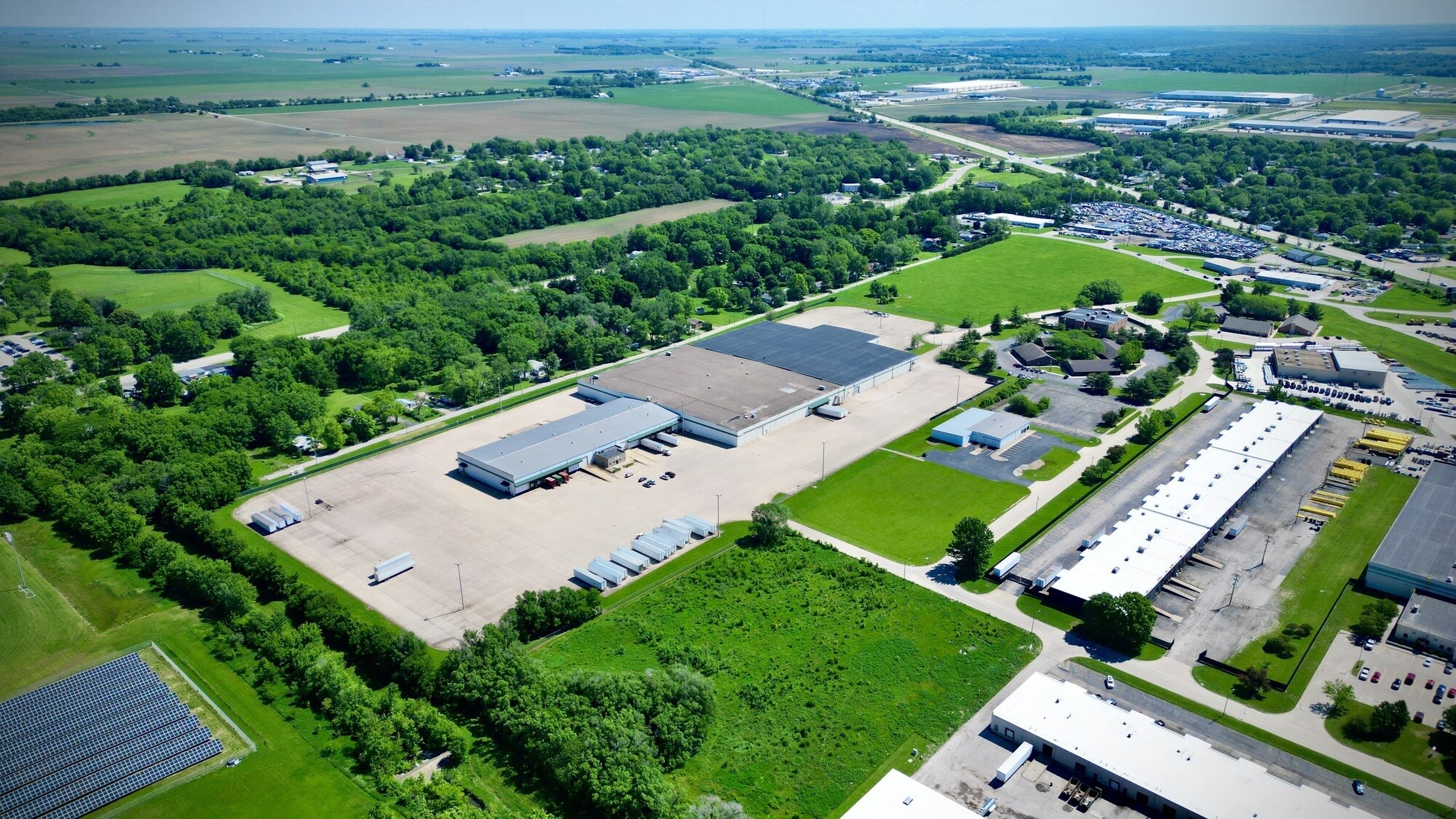 2380 E Millikin Pky, Decatur, IL à louer Photo de l’immeuble– Image 1 sur 12