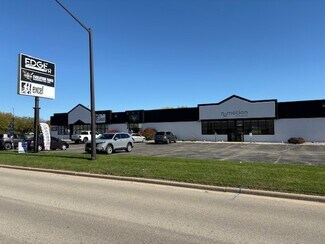 Plus de détails pour 920 N Westhill Blvd, Appleton, WI - Local commercial, Local d'activités à louer