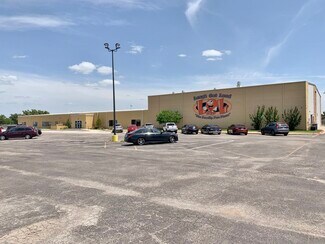 Plus de détails pour 6720 NW Quanah Parker Trwy, Lawton, OK - Local commercial à vendre