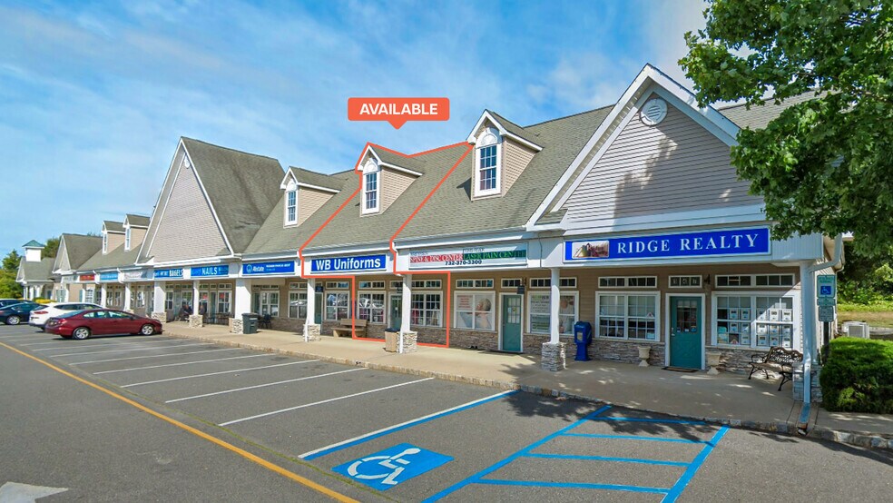147 Route 70, Toms River, NJ à louer - Photo de l’immeuble – Image 3 sur 5