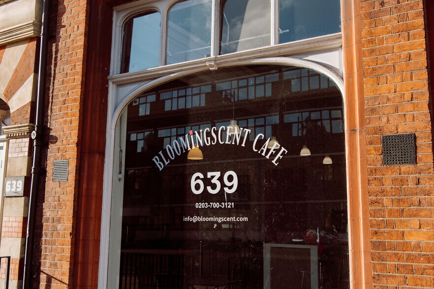 639 High Rd, Londres à louer - Photo de l’immeuble – Image 2 sur 13