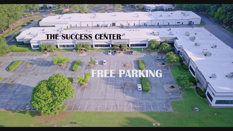 3800 Camp Creek Pky, Atlanta, GA à louer - Vidéo sur l’annonce professionnelle – Image 2 sur 10