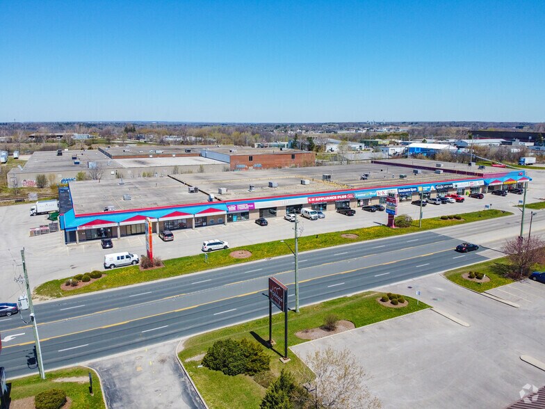 842 Victoria St N, Kitchener, ON à louer - Aérien – Image 3 sur 5