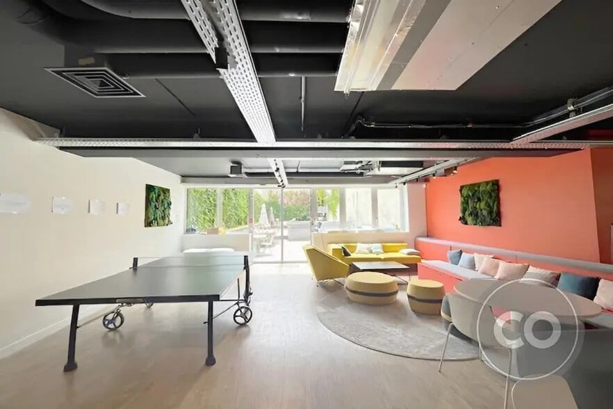 Bureau dans Boulogne-Billancourt à louer - Photo de l’immeuble – Image 2 sur 6