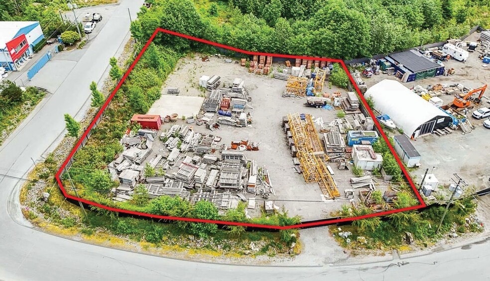 13170 Katonien St, Maple Ridge, BC à louer - Photo principale – Image 1 sur 4