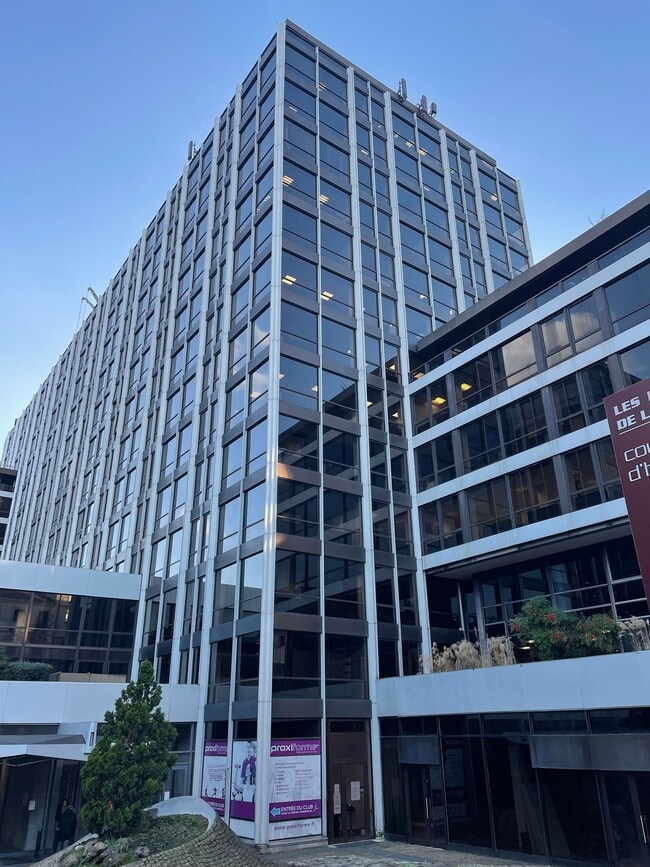 Plus de détails pour 4-6 Rue D'Orleans, Saint-Cloud - Bureau à vendre