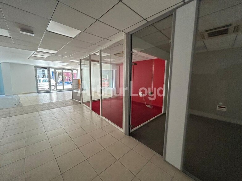 Local commercial dans Lille à louer - Photo intérieure – Image 3 sur 8